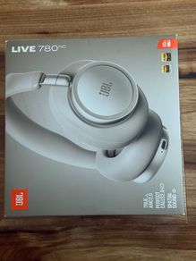 JBL Live 780 nc wireless headphones