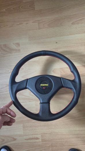 MOMO Steering Wheel
