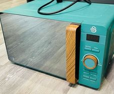 Swan microwave