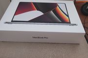 Macbook Pro empty box