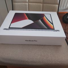 Macbook Pro empty box