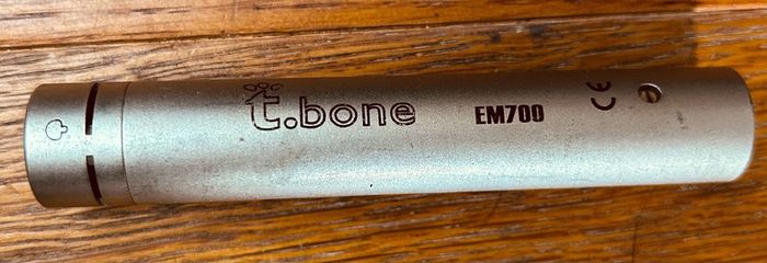 T Bone Em700