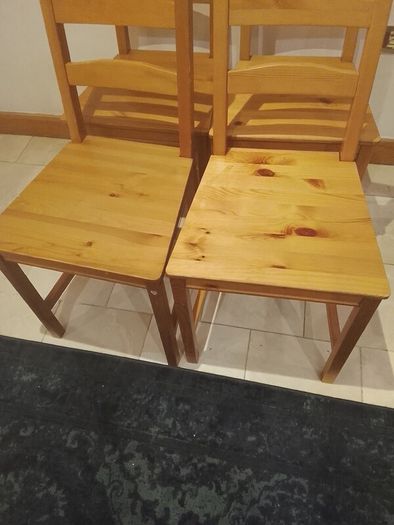 Pine dining table and chairs set