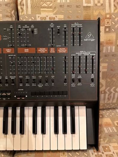 Behringer Odyssey