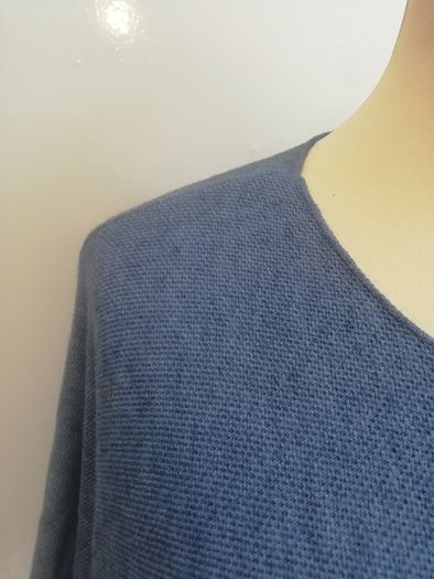 Carla Giannini Women's Angora Mix Top With Heart & Stars New With Tag Blue