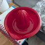 Westmark Citrus Juice Press With Container, Diameter: 18.7 cm, Capacity: 0.5 Litres, Plastic, Limetta, Red, 3091227R Image 2