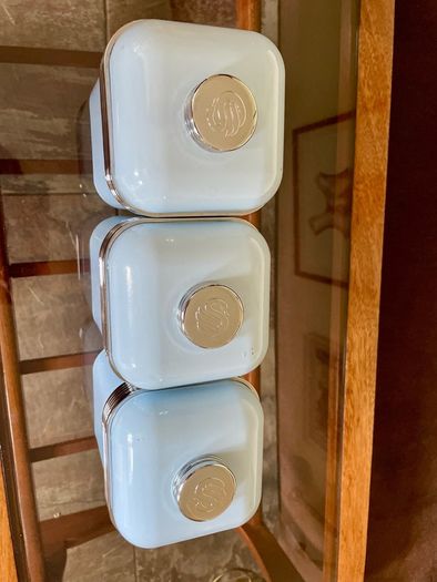 3 Swan Retro Enamel Airtight Storage Containers Powder Blue 1 litre