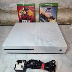 Microsoft Xbox One S 500GB 4k Gaming Console White great cond fast ship VGC Game