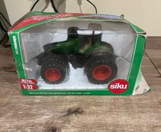 Model Fendt Tractor 1/32