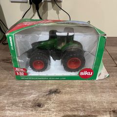 Model Fendt Tractor 1/32