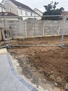 Fence panels + stabilising blocks