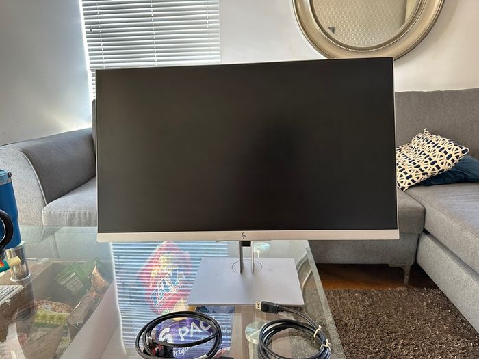 HP EliteDisplay E273q 27in QHD 2560x1440 IPS Monitor USB-C HDMI DisplayPort