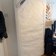 Single Matress