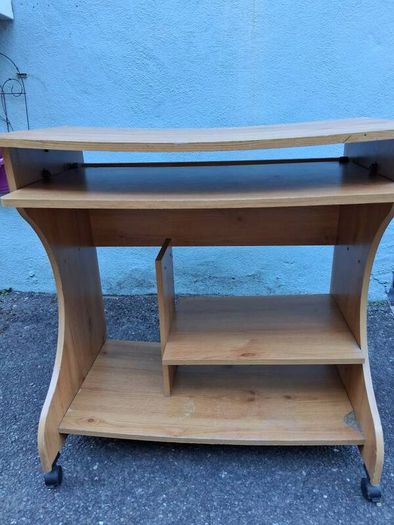 desk