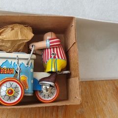 Tin Toy Ice Cream Man