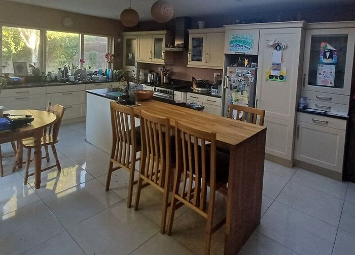 Complete your Kitchen - quality granite silestone