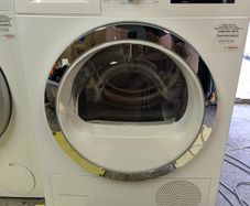 Bosch Serie 6 heat pump tumble dryer