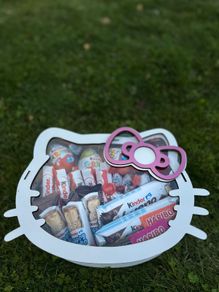 Hello Kitty Chocolate & Sweets Gift Box - Kinder & Haribo
