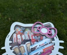 Hello Kitty Chocolate & Sweets Gift Box - Kinder & Haribo