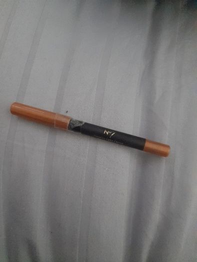 Makeup eye pencil