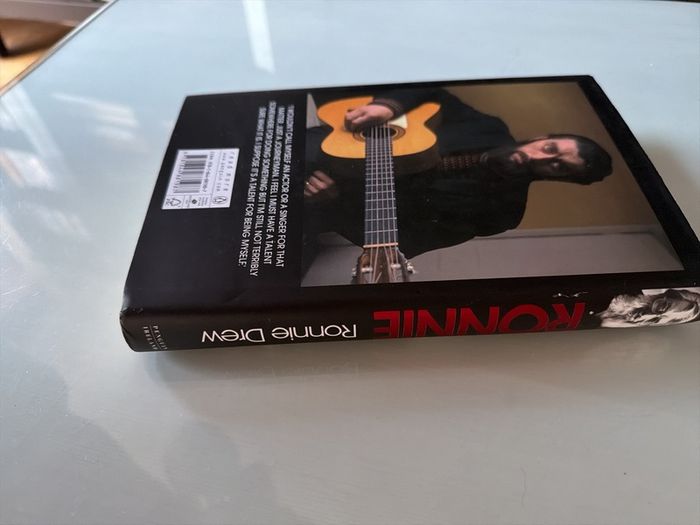 book non fiction Ronnie drew