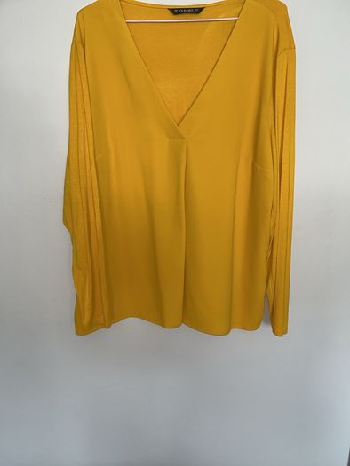 Long sleeved top