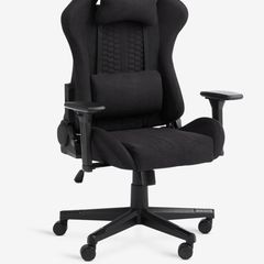 gaming desk and chair