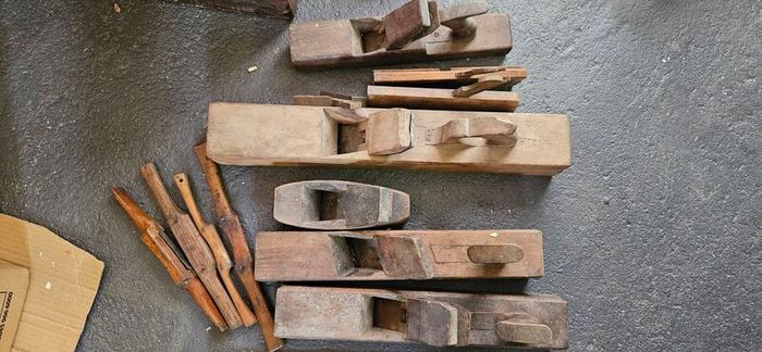 Lot of wooden tools