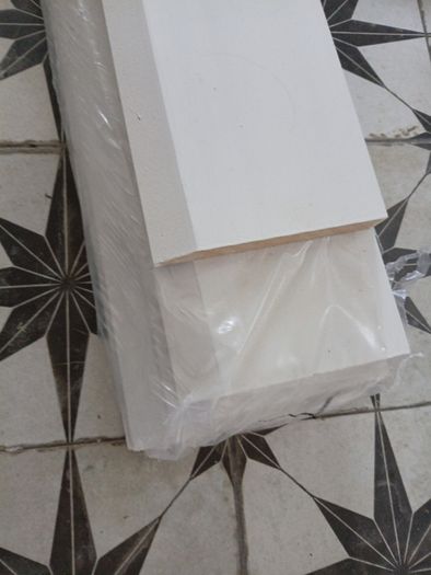 skirting board