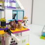 LEGO Friends 41352 The Big Race Day Image 10