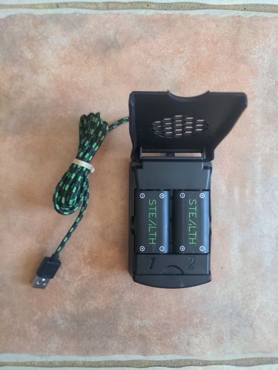 XBOX Charger with 2 Rechargeable batteries