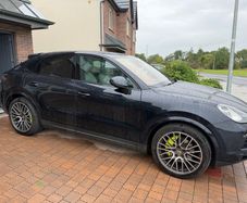 Porsche Cayenne 2021