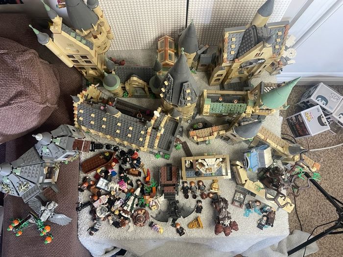 Huge Lego harry potter collection + light kit on Great hall set