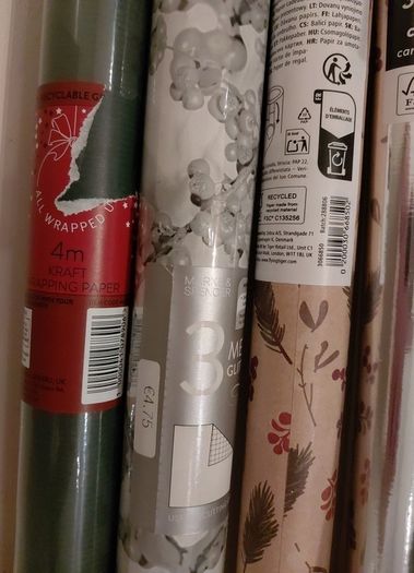 Brand new christmas wrapping paper x 5
