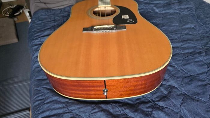 Epiphone PRO-1 Plus Acoustic Guitar, Natural, Mint Condition