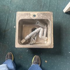Kitchen sink  free