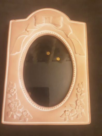 Photograph Frame .. Terracotta 10" x 7" .. Reduced