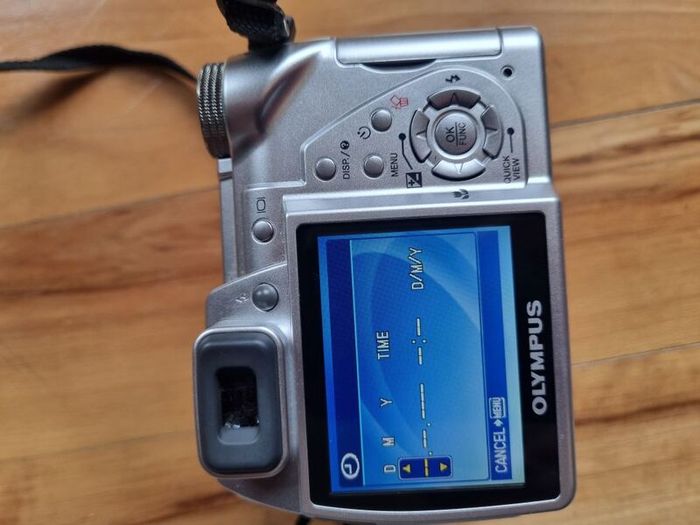 OM SYSTEM OLYMPUS SP-510 Ultra Zoom 7.1MP Digital Camera with Digital Image Stabilized 10x Optical Zoom
