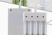 AA/AAA USB Battery Charger, 4-Slot Fast Charging Station with LED Indicator, new, unopened.