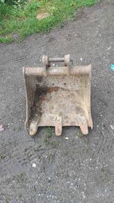 mini digger bucket