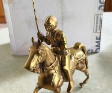 Solid Brass Figurine-medieval Knight On Horseback Is 4 Kg.
