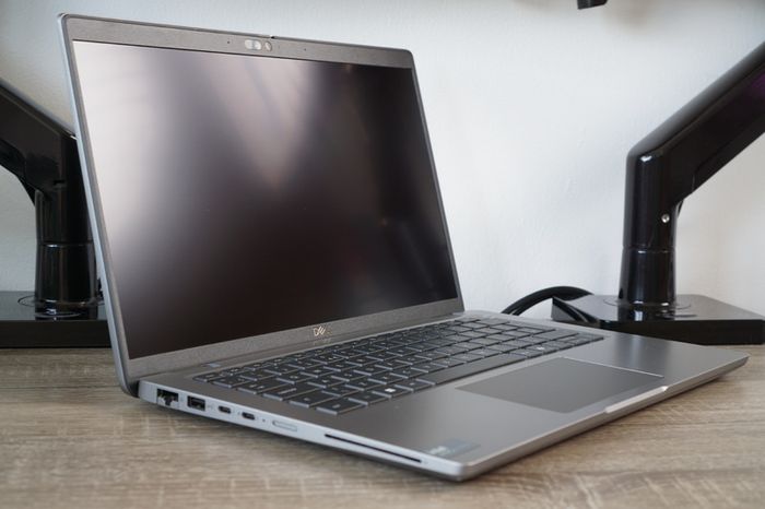 New Dell Latitude 5450 Business | Ultra 5 | 16GB RAM | 100% sRGB Touch | Pro Warranty