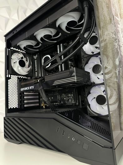 High End Gaming PC | RTX 5070 ti 16GB / Ryzen 9800x3d / DDR5