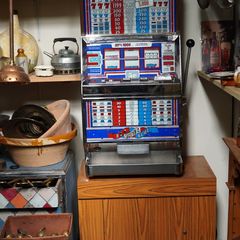 Vintage Slot Machine