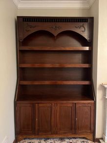 Dresser/ Dining Cabinet