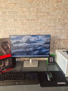 Tiny ITX gaming pc setup - RTX 3070, Intel i7, 16GB DDR4, 512GB m.2 SSD