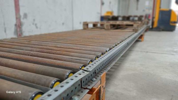 Heavy Duty Used Gravity 16 Roller Conveyor-24cm H