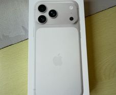 Apple Iphone  17 Pro Max Silver