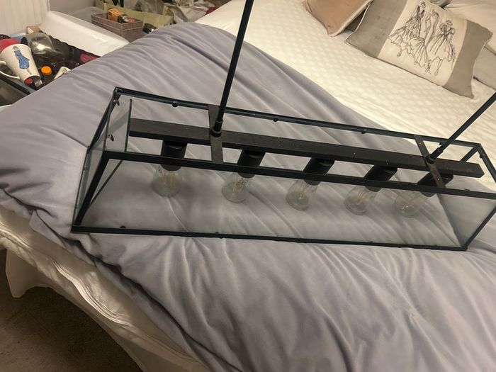 free light fitting