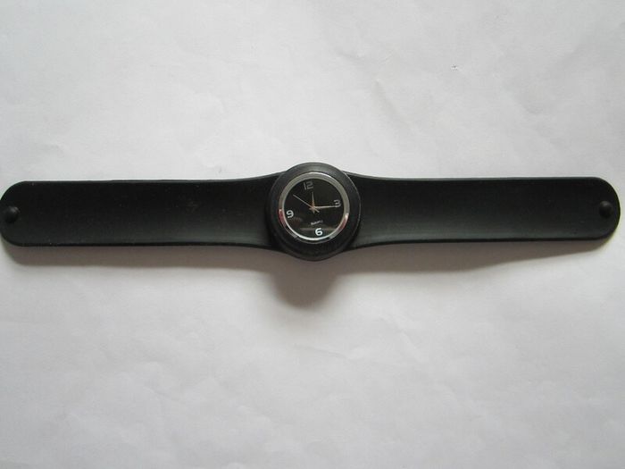 Slap-on Watch - Black Rubber Band